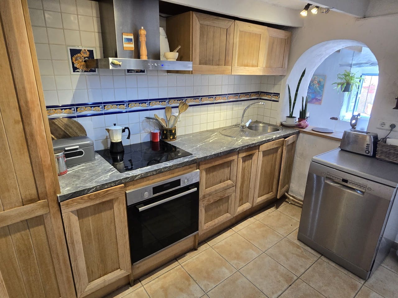 2 bedroom Townhouse for sale in Vinuela with garage - € 179,950 (Ref: 9402598)