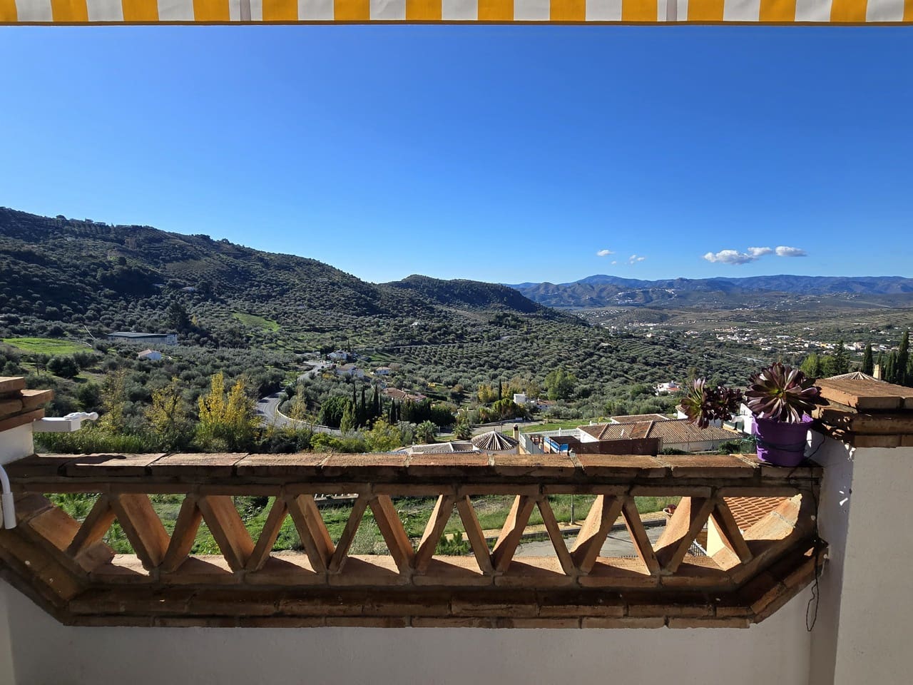 1 Zimmer Apartment zu verkaufen in Alcaucin mit Garage - 98.000 € (Ref: 9462932)