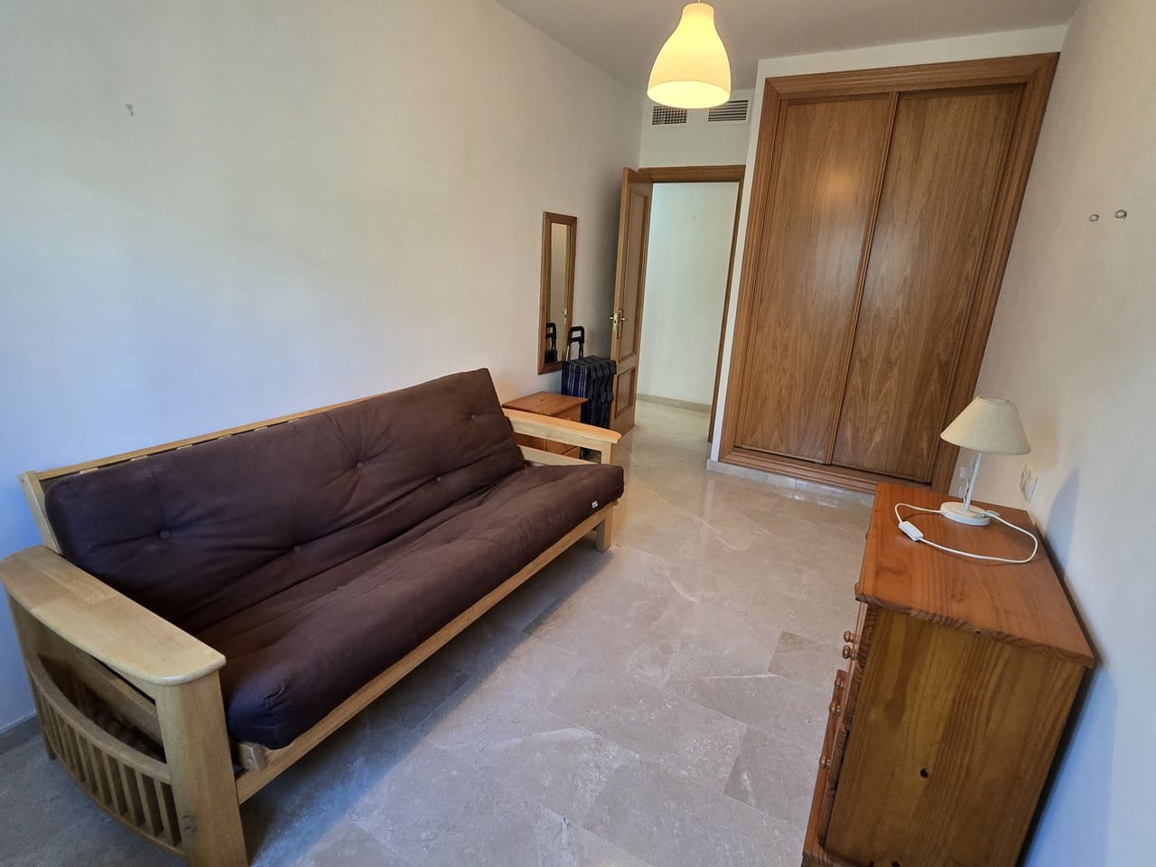 2 Zimmer Apartment zu verkaufen in Alcaucin mit Garage - 125.000 € (Ref: 9462933)