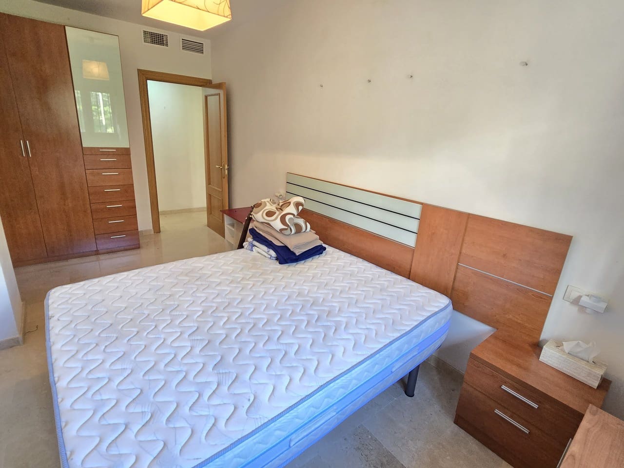 2 Zimmer Apartment zu verkaufen in Alcaucin mit Garage - 125.000 € (Ref: 9462933)