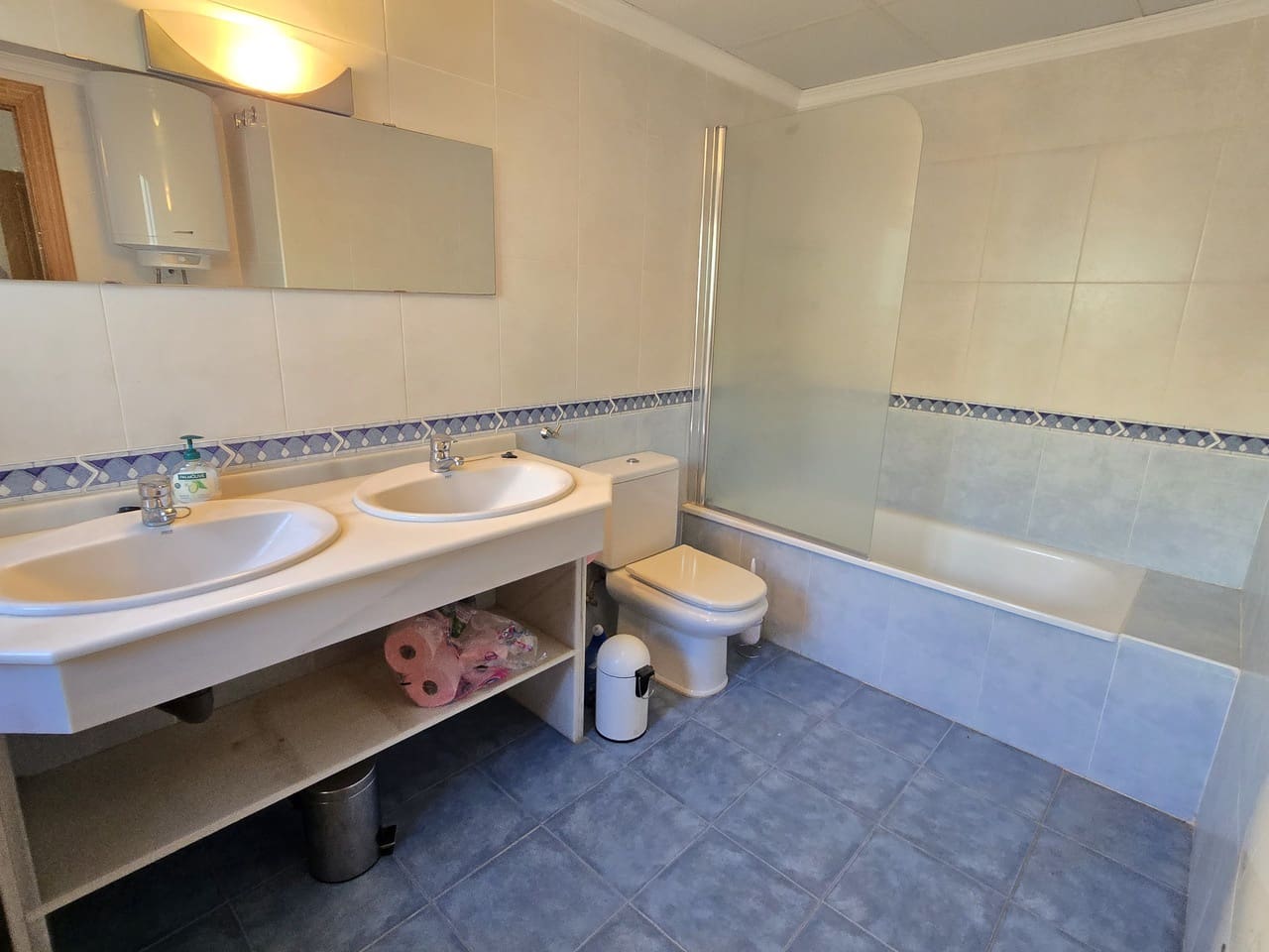 2 Zimmer Apartment zu verkaufen in Alcaucin mit Garage - 125.000 € (Ref: 9462933)