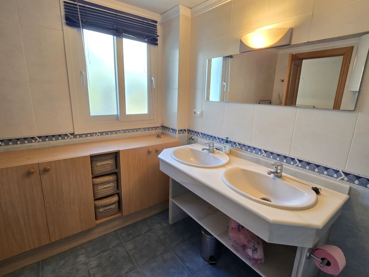 2 Zimmer Apartment zu verkaufen in Alcaucin mit Garage - 125.000 € (Ref: 9462933)