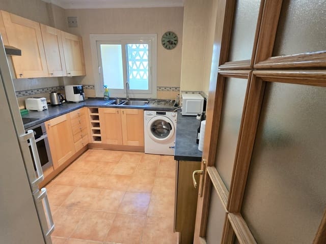 2 Zimmer Apartment zu verkaufen in Alcaucín mit Garage - 125.000 € (Ref: 9462933)