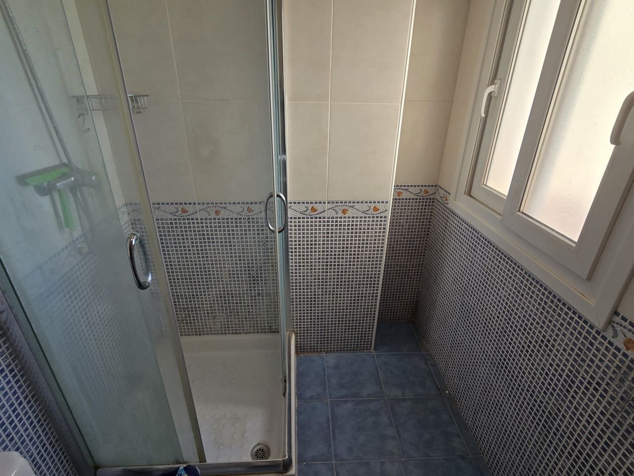 2 Zimmer Apartment zu verkaufen in Alcaucin mit Garage - 125.000 € (Ref: 9462933)