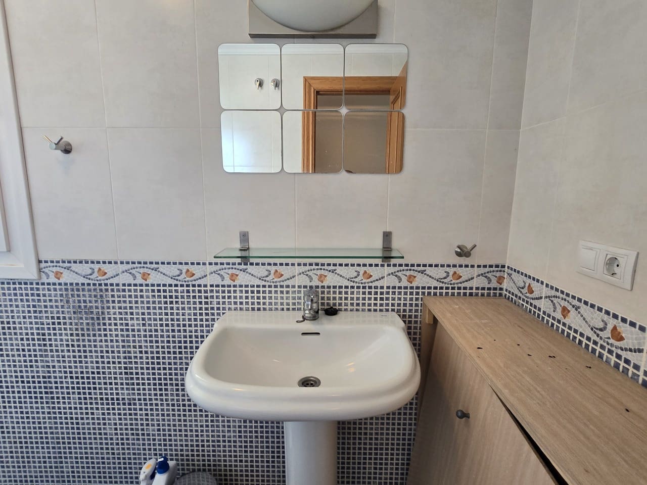 2 Zimmer Apartment zu verkaufen in Alcaucin mit Garage - 125.000 € (Ref: 9462933)