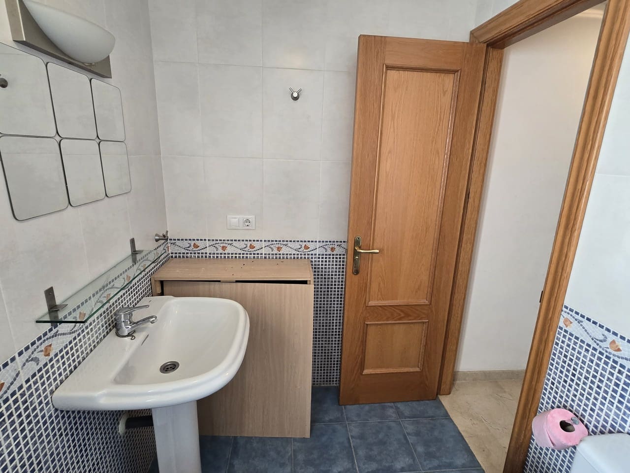 2 Zimmer Apartment zu verkaufen in Alcaucin mit Garage - 125.000 € (Ref: 9462933)
