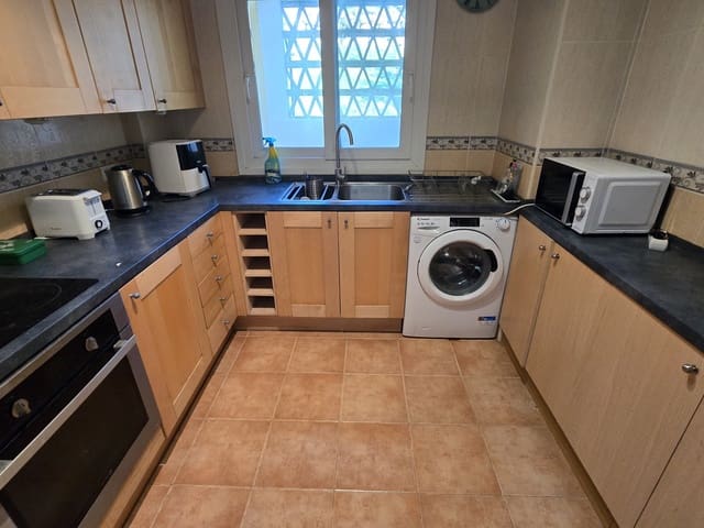 2 Zimmer Apartment zu verkaufen in Alcaucín mit Garage - 125.000 € (Ref: 9462933)