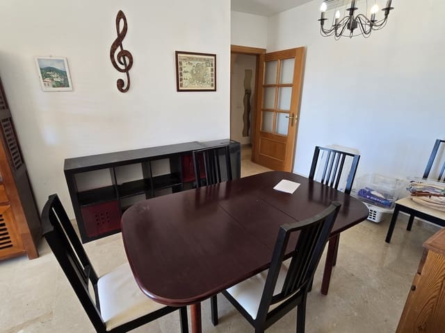 2 Zimmer Apartment zu verkaufen in Alcaucín mit Garage - 125.000 € (Ref: 9462933)