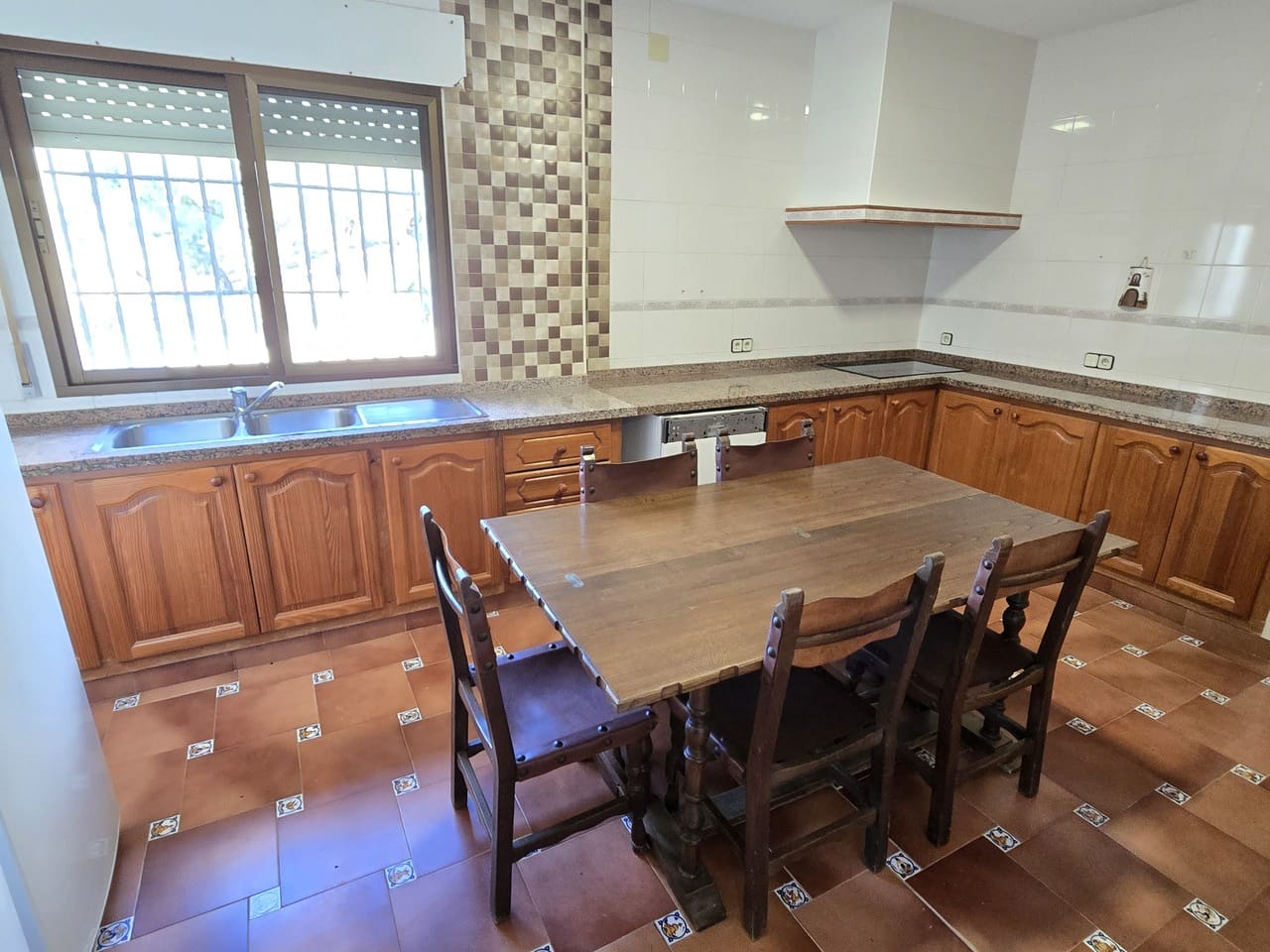 6 sovrum Villa till salu i Periana med pool garage - 649 000 € (Ref: 9466191)