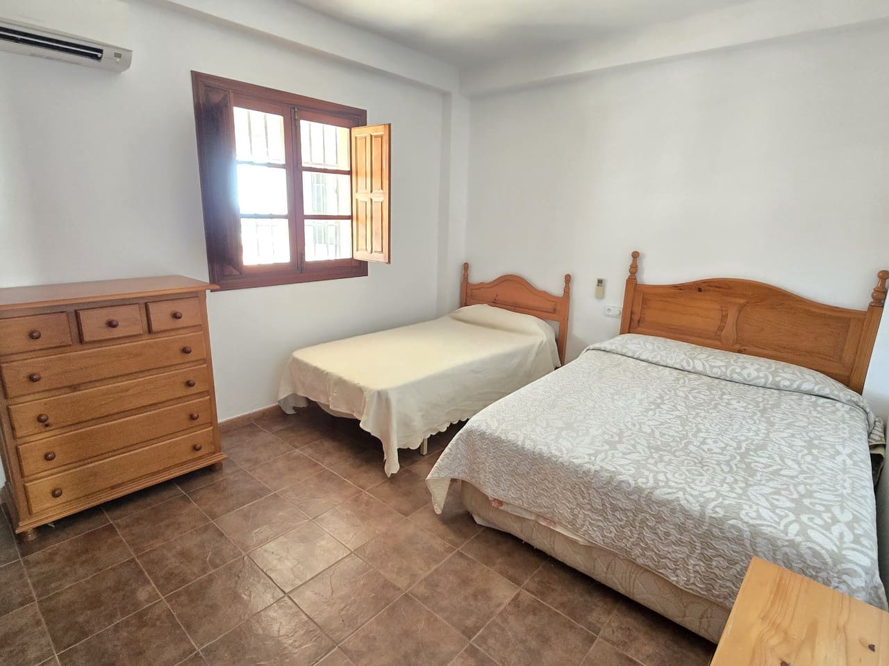 6 sovrum Villa till salu i Periana med pool garage - 649 000 € (Ref: 9466191)