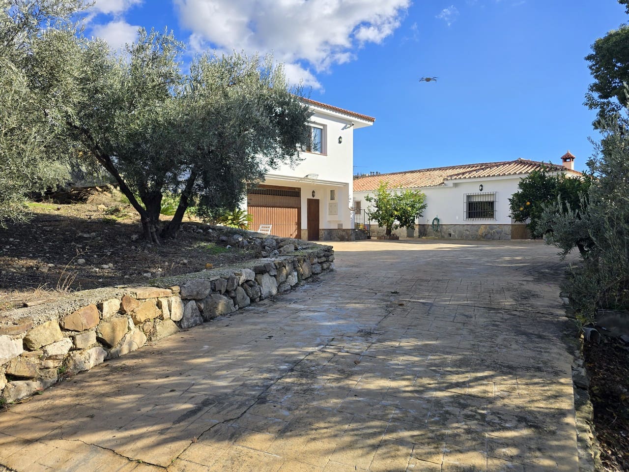6 camera da letto Villa in vendita in Periana con piscina garage - 649.000 € (Rif: 9466191)