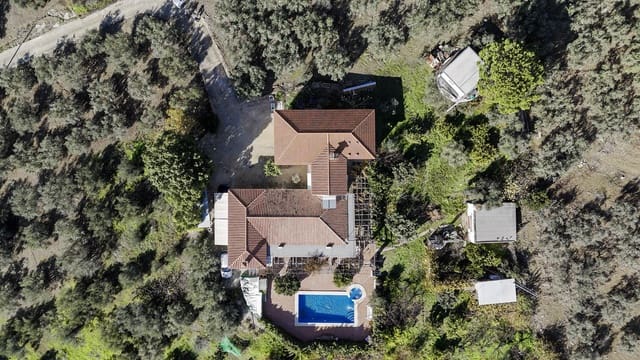 6 slaapkamer Villa te koop in Periana met zwembad garage - € 595.000 (Ref: 9466191)