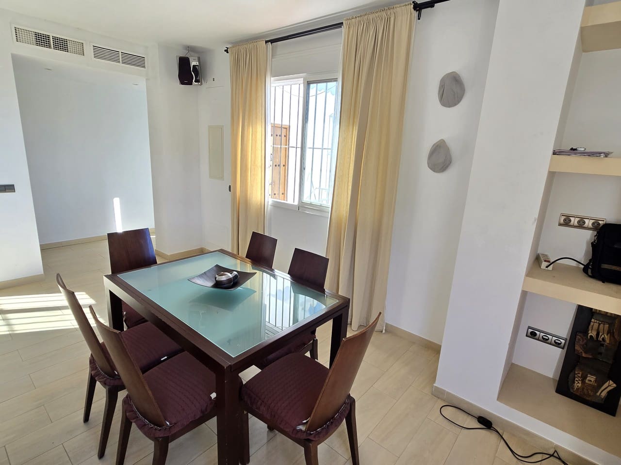 6 bedroom Villa for sale in Periana with pool garage - € 575,000 (Ref: 9466191)