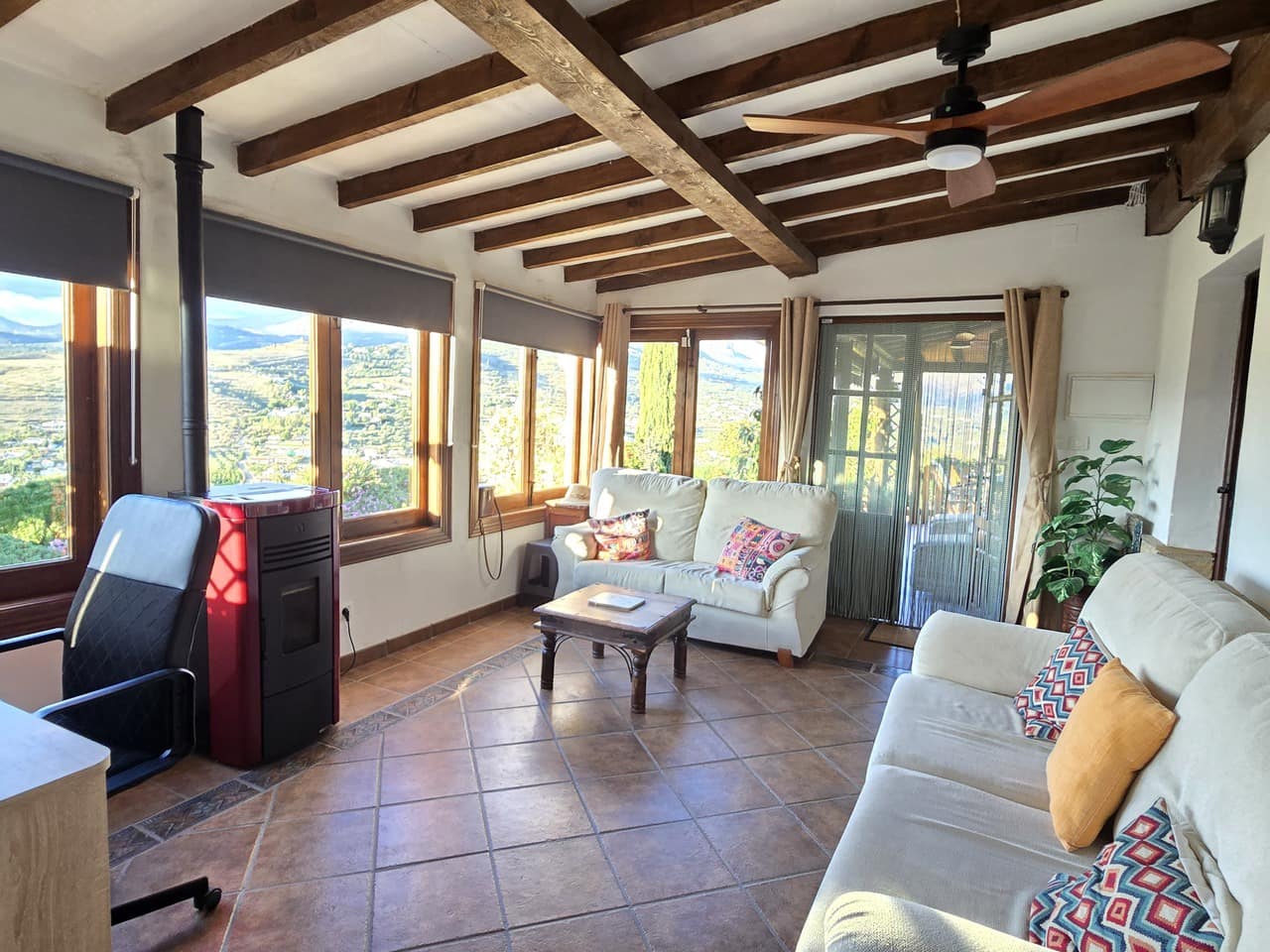 4 chambre Villa/Maison à vendre à Alcaucin avec piscine garage - 349 500 € (Ref: 9469929)