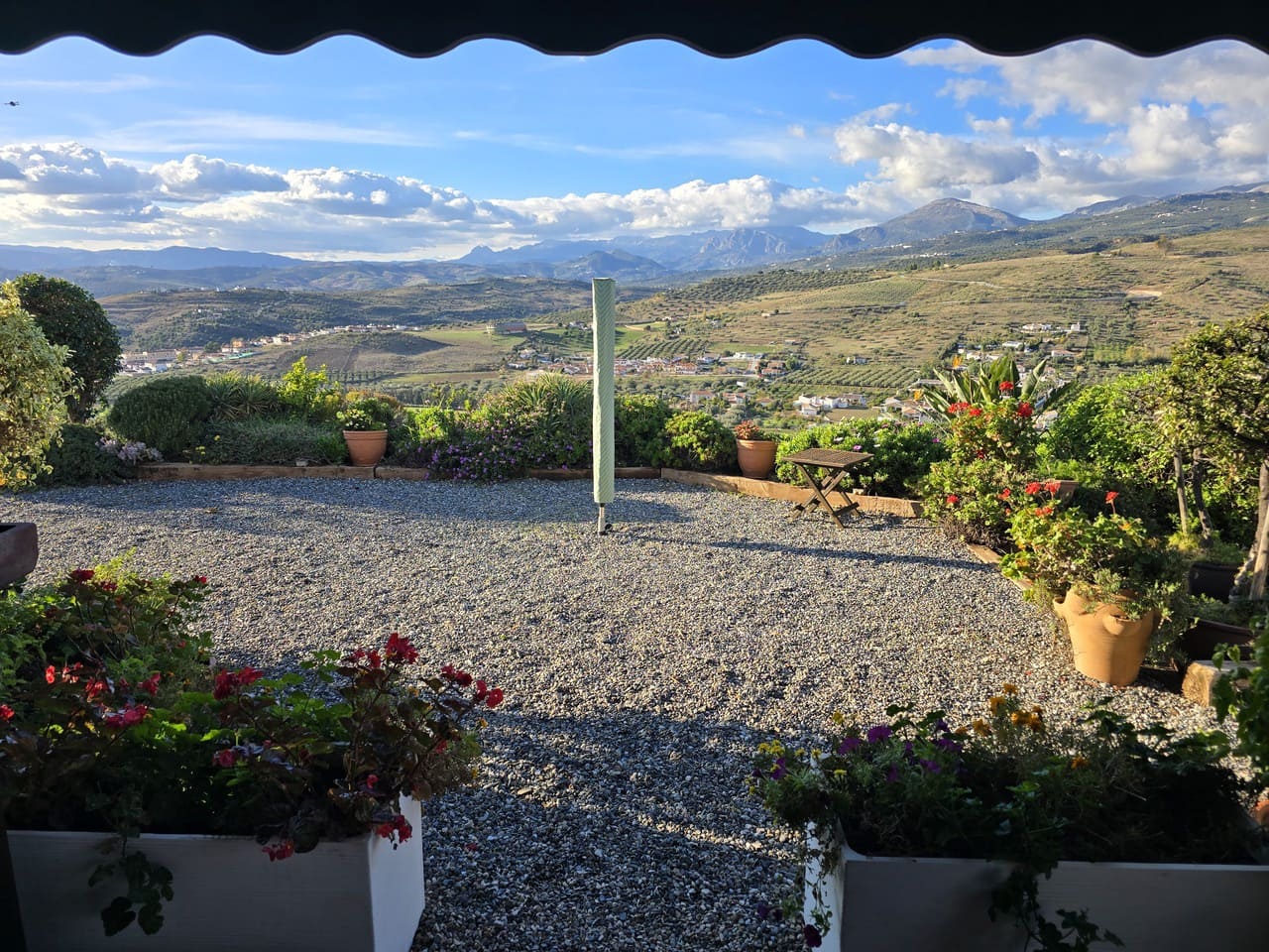 4 chambre Villa/Maison à vendre à Alcaucin avec piscine garage - 349 500 € (Ref: 9469929)