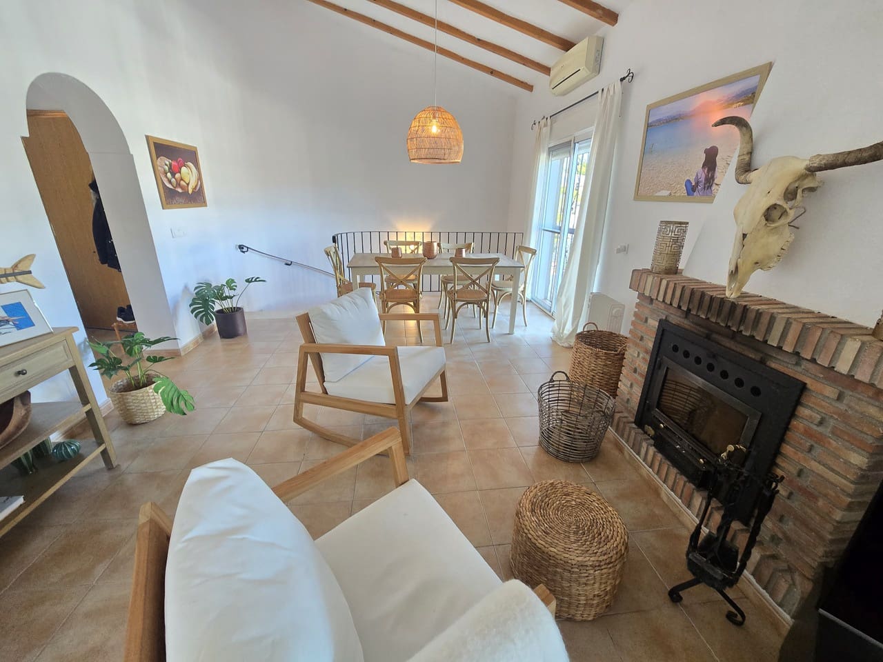 3 bedroom Villa for sale in Vinuela with pool - € 415,000 (Ref: 9490085)