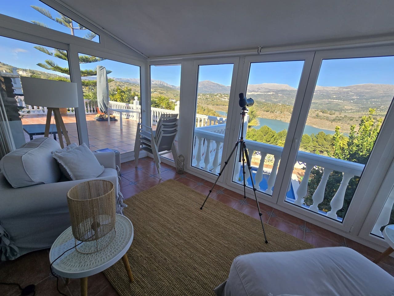 3 bedroom Villa for sale in Vinuela with pool - € 415,000 (Ref: 9490085)