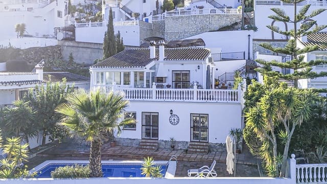 3 sovrum Villa till salu i Viñuela med pool - 415 000 € (Ref: 9490085)