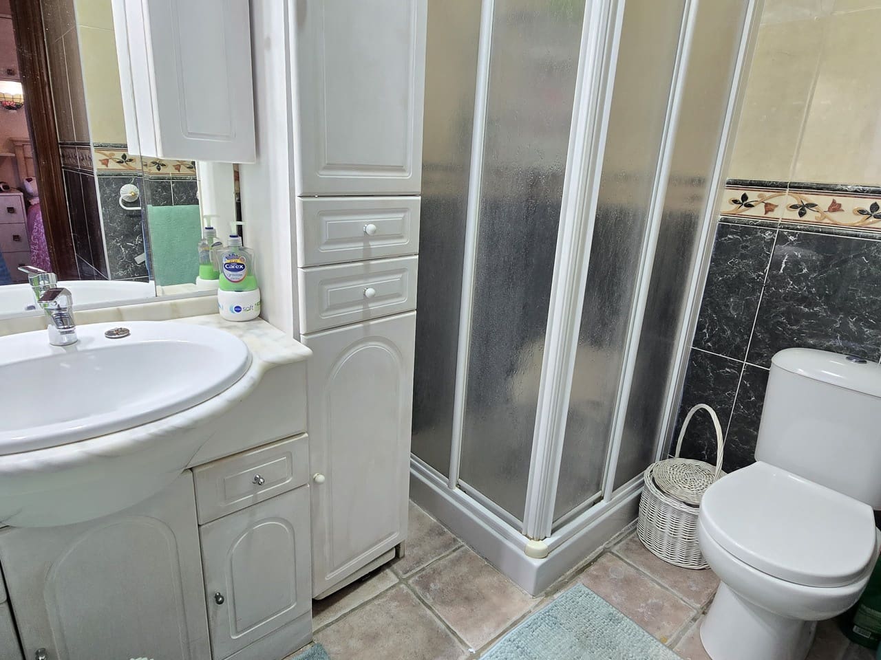 2 soveværelse Villa til salg i Vinuela med swimmingpool garage - € 259.000 (Ref: 9502931)