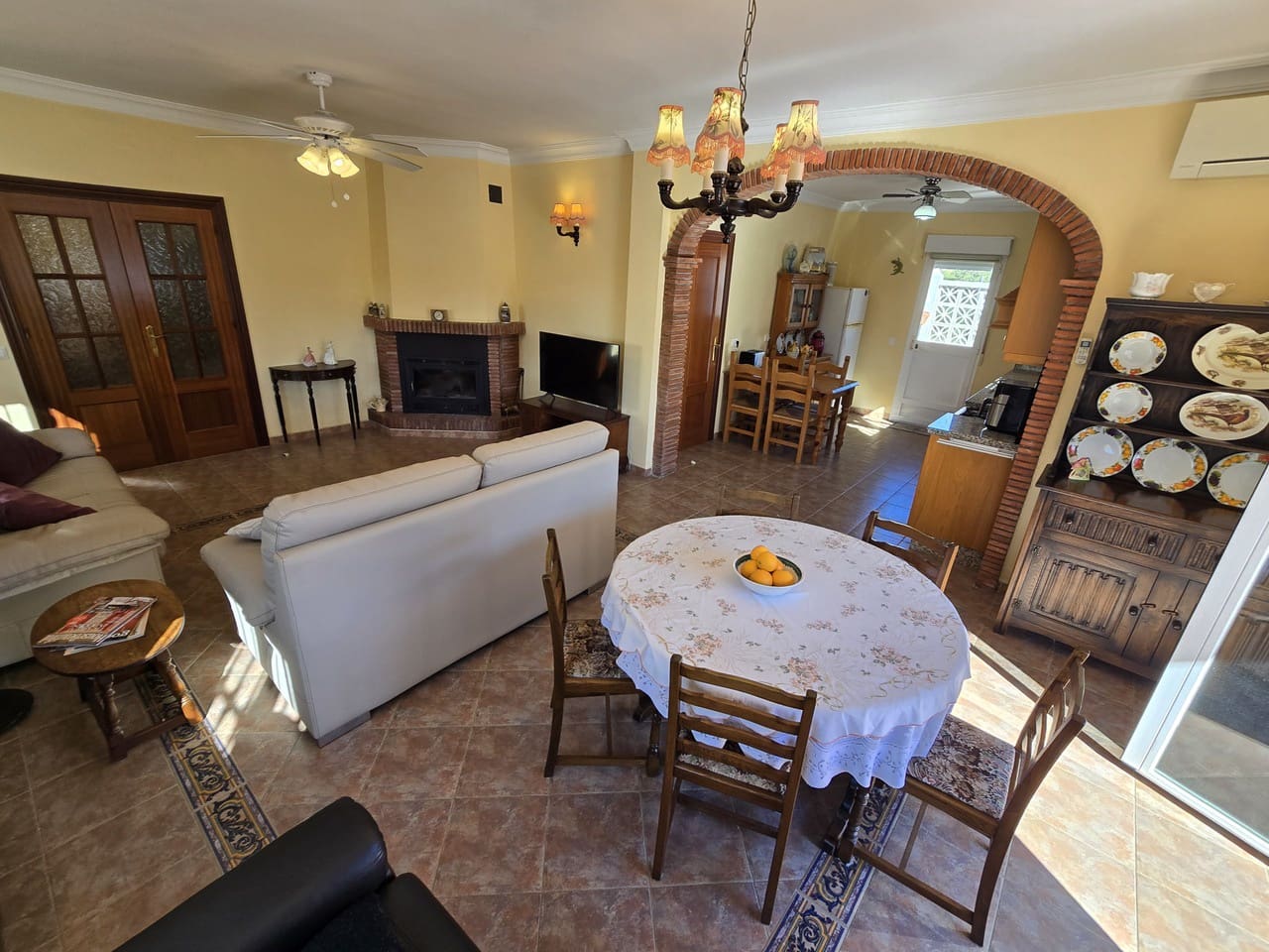 3 Zimmer Villa zu verkaufen in Vinuela mit Garage - 275.000 € (Ref: 9534806)