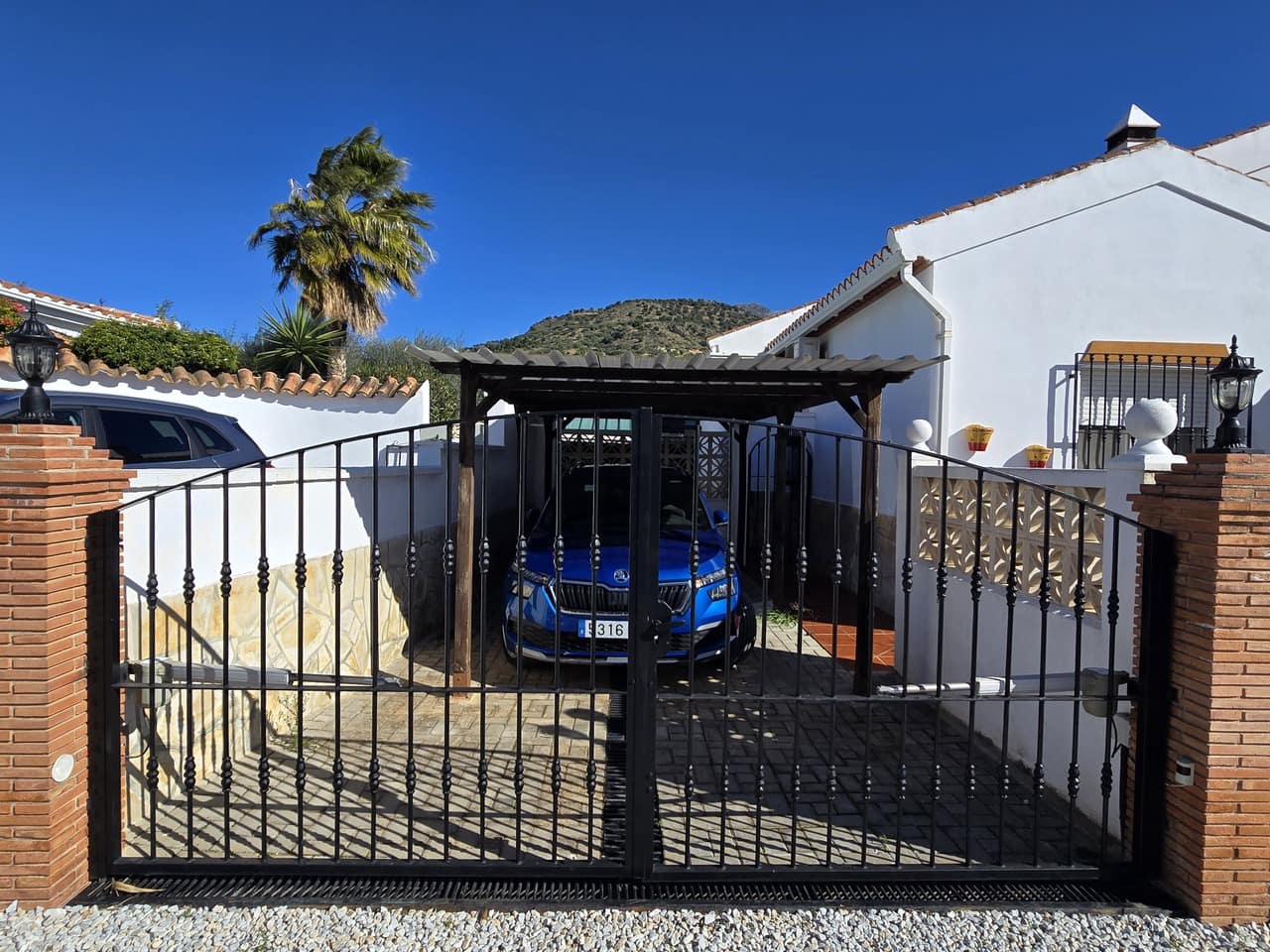 3 Zimmer Villa zu verkaufen in Vinuela mit Garage - 275.000 € (Ref: 9534806)