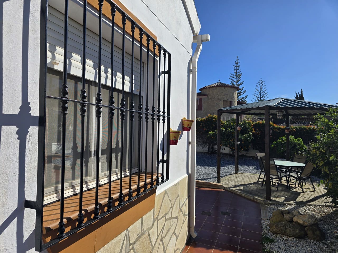 3 Zimmer Villa zu verkaufen in Vinuela mit Garage - 275.000 € (Ref: 9534806)