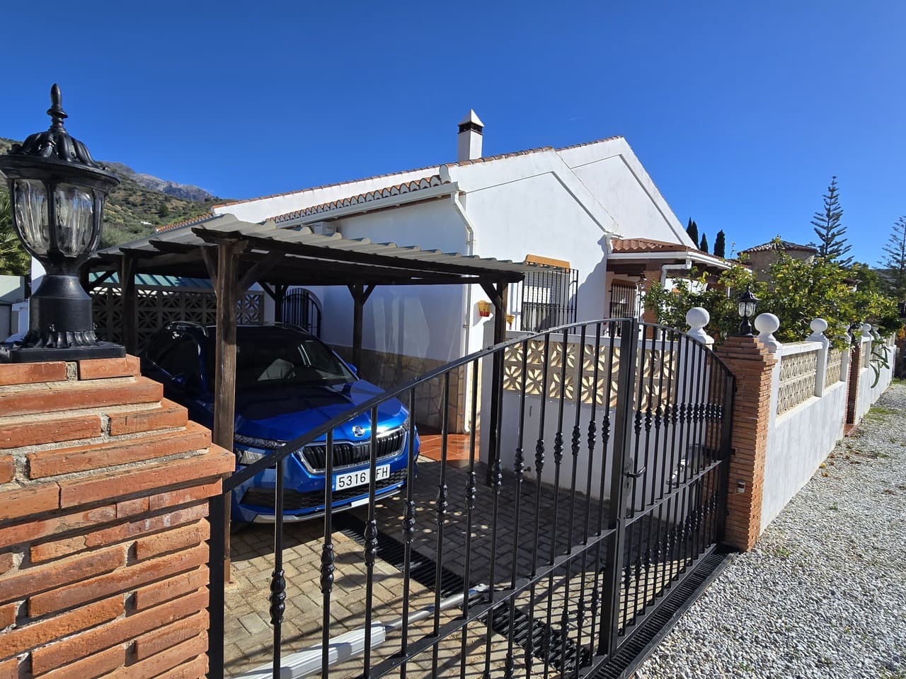 3 Zimmer Villa zu verkaufen in Vinuela mit Garage - 275.000 € (Ref: 9534806)