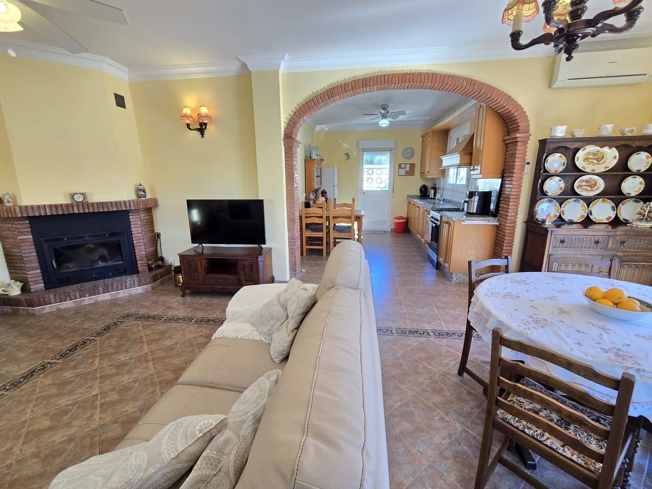 3 Zimmer Villa zu verkaufen in Vinuela mit Garage - 275.000 € (Ref: 9534806)