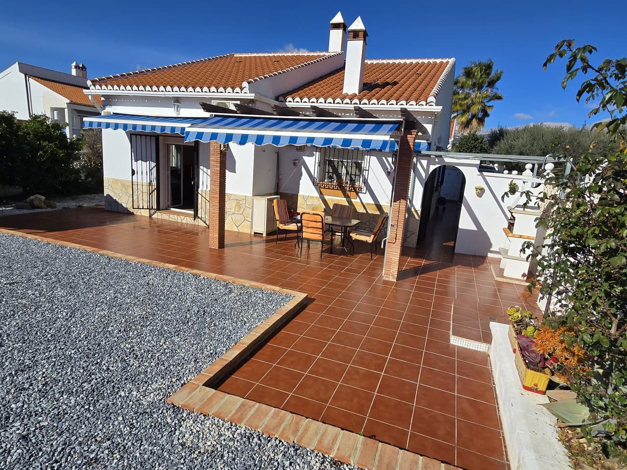 3 Zimmer Villa zu verkaufen in Vinuela mit Garage - 275.000 € (Ref: 9534806)