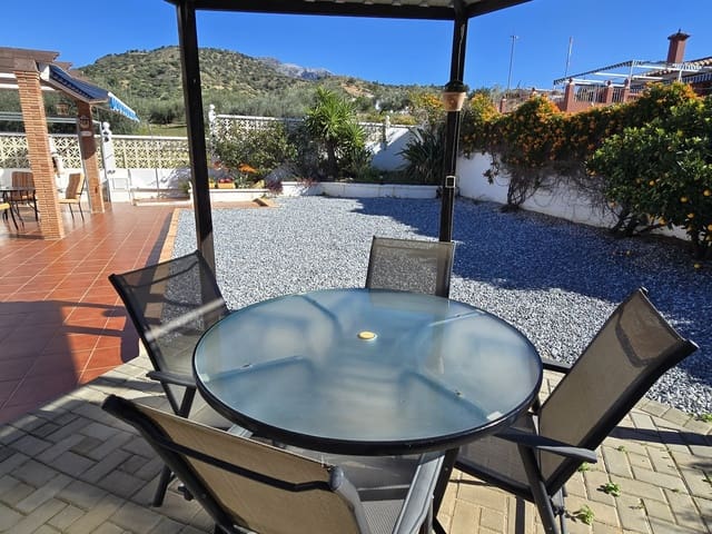 3 Zimmer Villa zu verkaufen in Viñuela mit Garage - 275.000 € (Ref: 9534806)