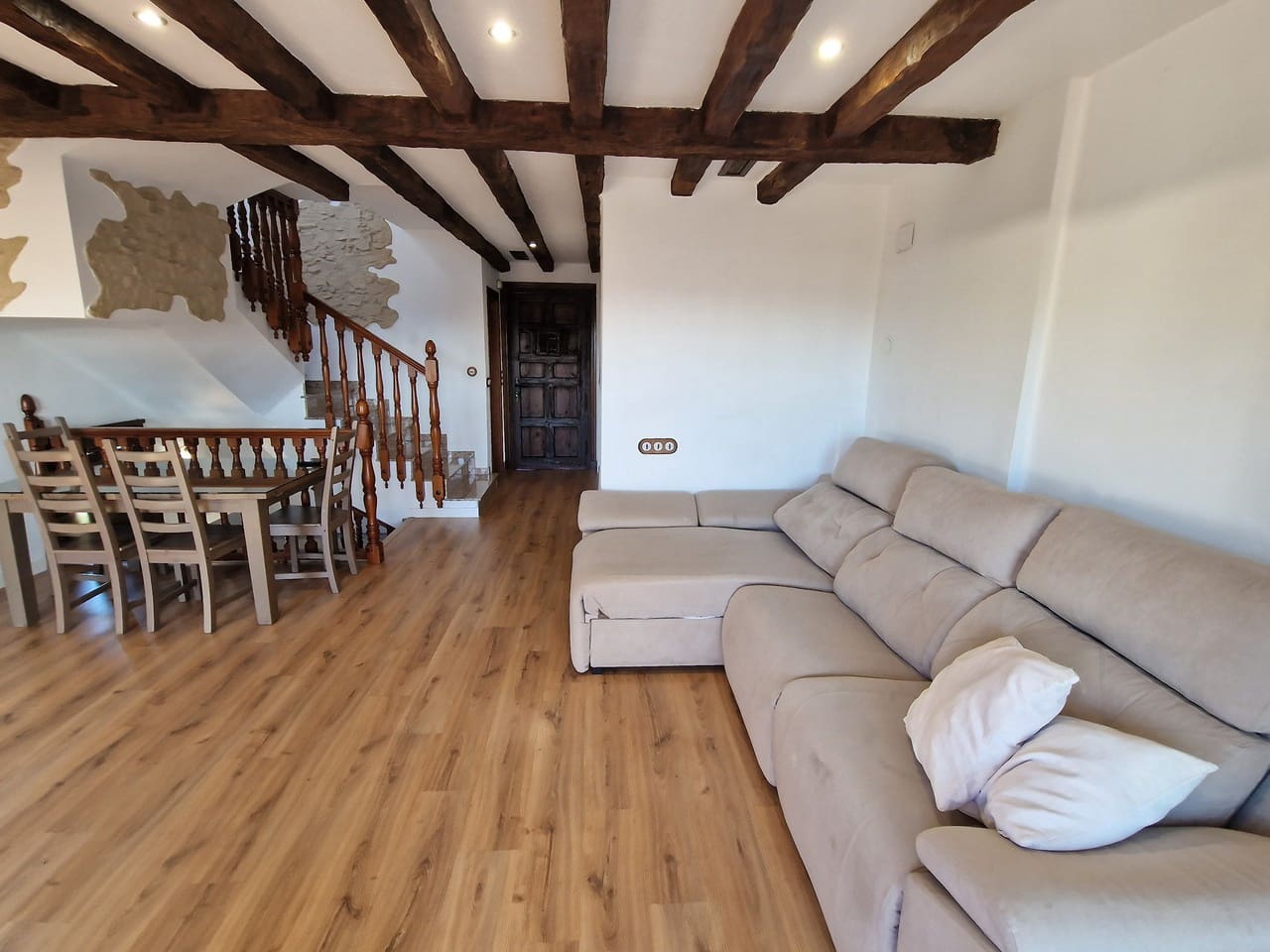 3 soverom Hus til salgs i Alcaucin med svømmebasseng garasje - € 220 000 (Ref: 9558967)