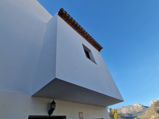 3 chambre Maison de Ville à vendre à Alcaucín avec piscine garage - 220 000 € (Ref: 9558967)