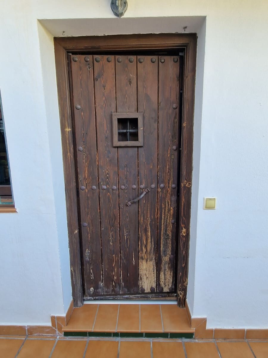 3 soverom Hus til salgs i Alcaucin med svømmebasseng garasje - € 220 000 (Ref: 9558967)