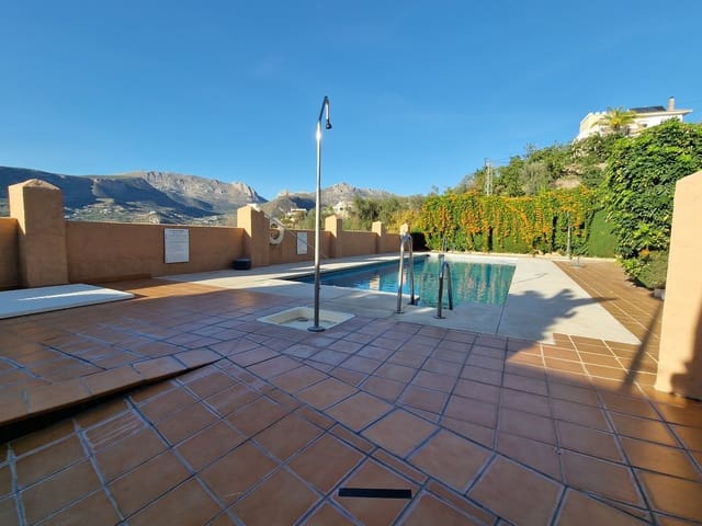 3 chambre Maison de Ville à vendre à Alcaucín avec piscine garage - 220 000 € (Ref: 9558967)