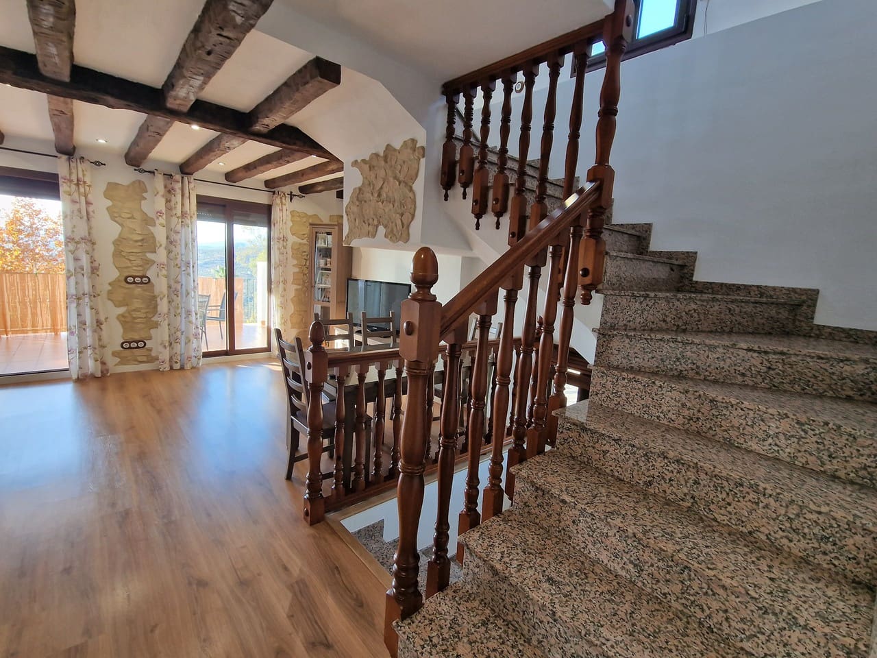 3 soverom Hus til salgs i Alcaucin med svømmebasseng garasje - € 220 000 (Ref: 9558967)