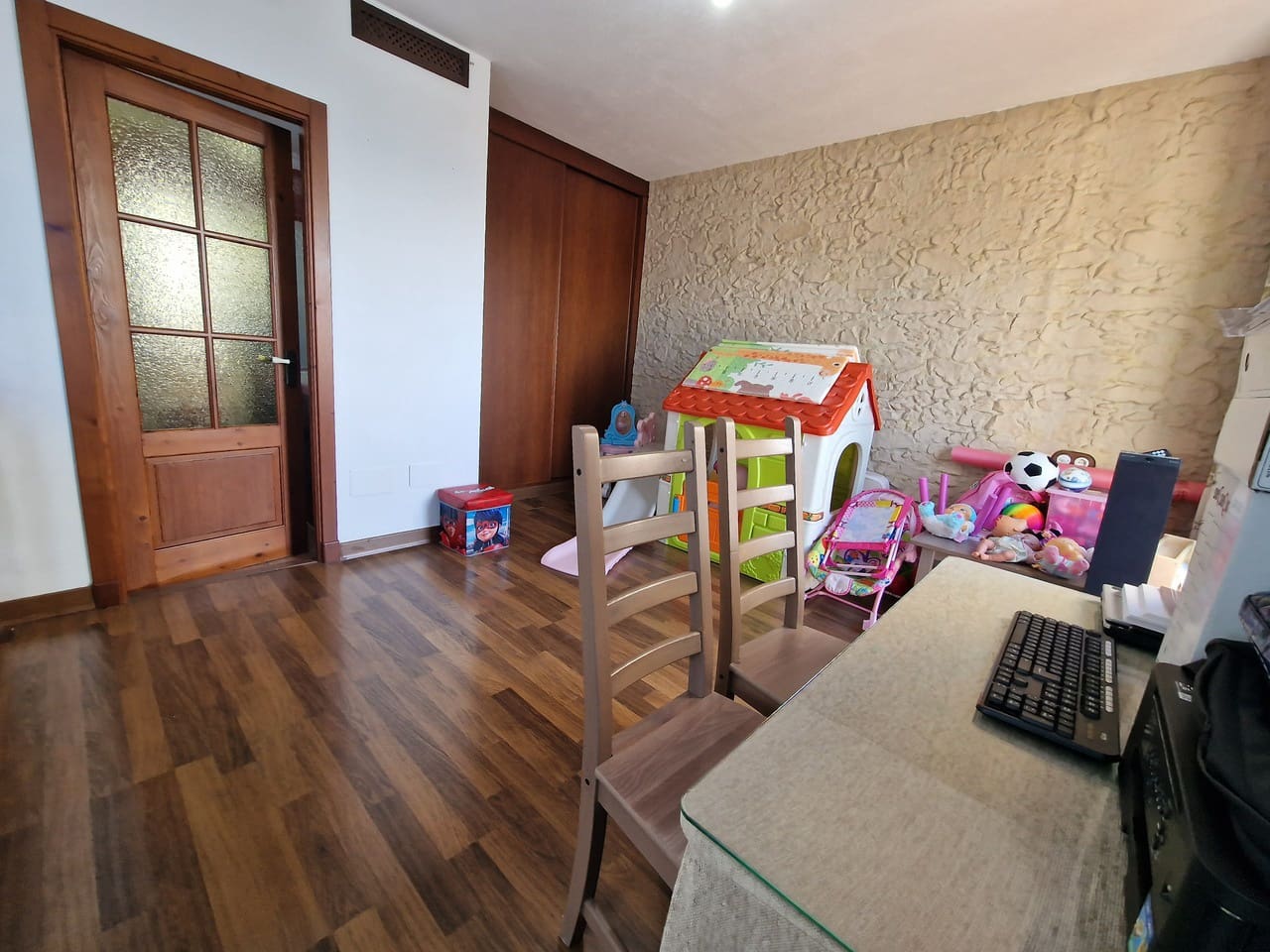 3 soverom Hus til salgs i Alcaucin med svømmebasseng garasje - € 220 000 (Ref: 9558967)