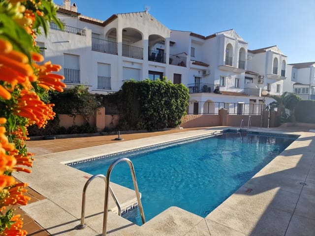 3 chambre Maison de Ville à vendre à Alcaucín avec piscine garage - 220 000 € (Ref: 9558967)