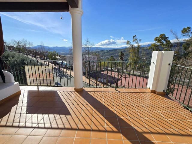 3 bedroom Townhouse for sale in Alcaucín with pool garage - € 220,000 (Ref: 9558967)