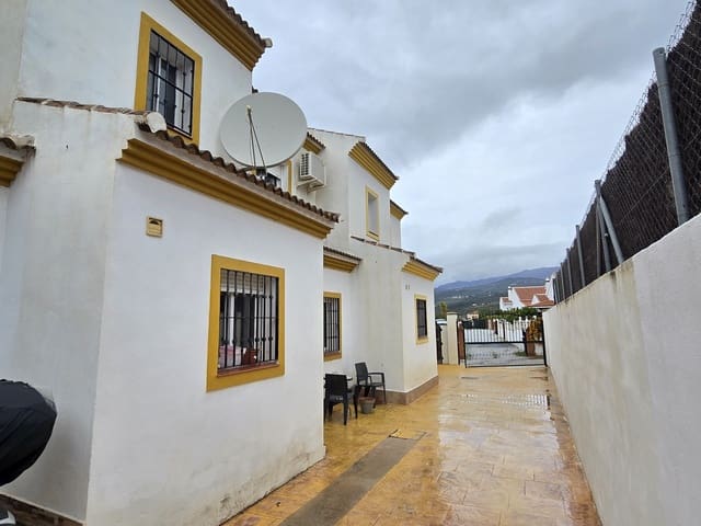 2 Zimmer Villa zu verkaufen in Viñuela mit Garage - 169.950 € (Ref: 9559273)