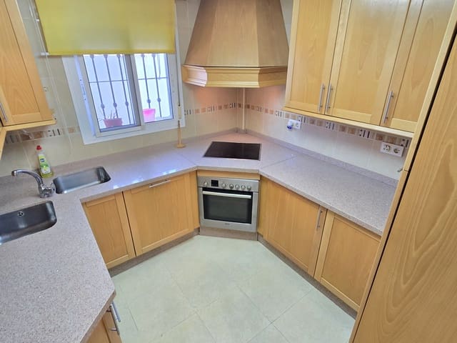 2 bedroom Villa for sale in Viñuela with garage - € 169,950 (Ref: 9559273)