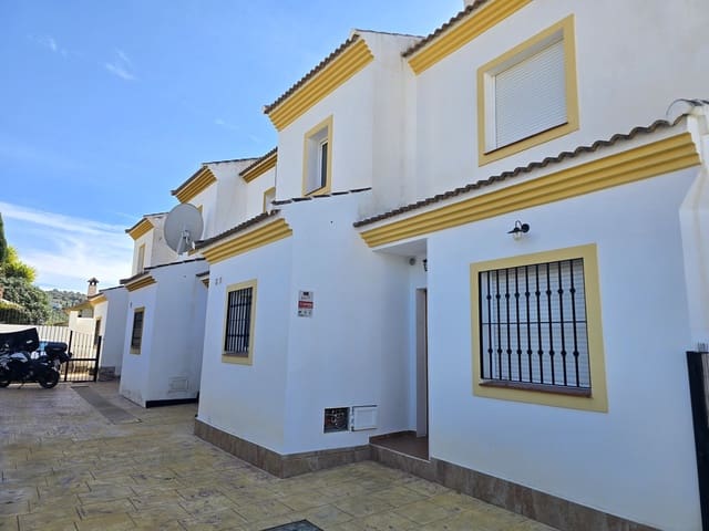 2 bedroom Villa for sale in Viñuela with garage - € 169,950 (Ref: 9559273)