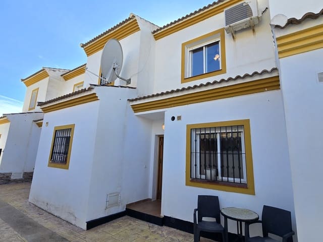 2 bedroom Villa for sale in Viñuela with garage - € 169,950 (Ref: 9559273)
