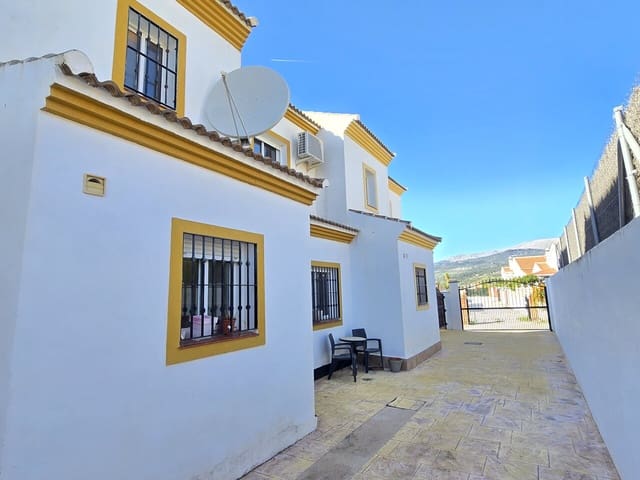 2 bedroom Villa for sale in Viñuela with garage - € 169,950 (Ref: 9559273)