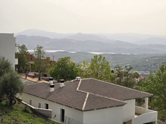 3 soveværelse Byhus til salg i Alcaucín med swimmingpool garage - € 195.000 (Ref: 9569478)