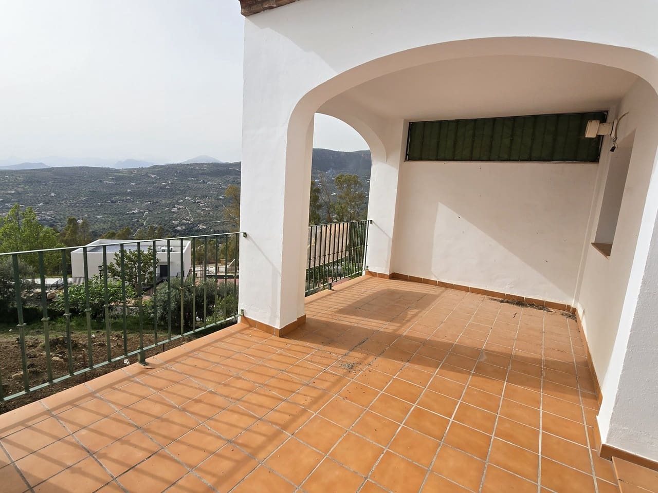 3 bedroom Townhouse for sale in Alcaucin with pool garage - € 195,000 (Ref: 9569478)