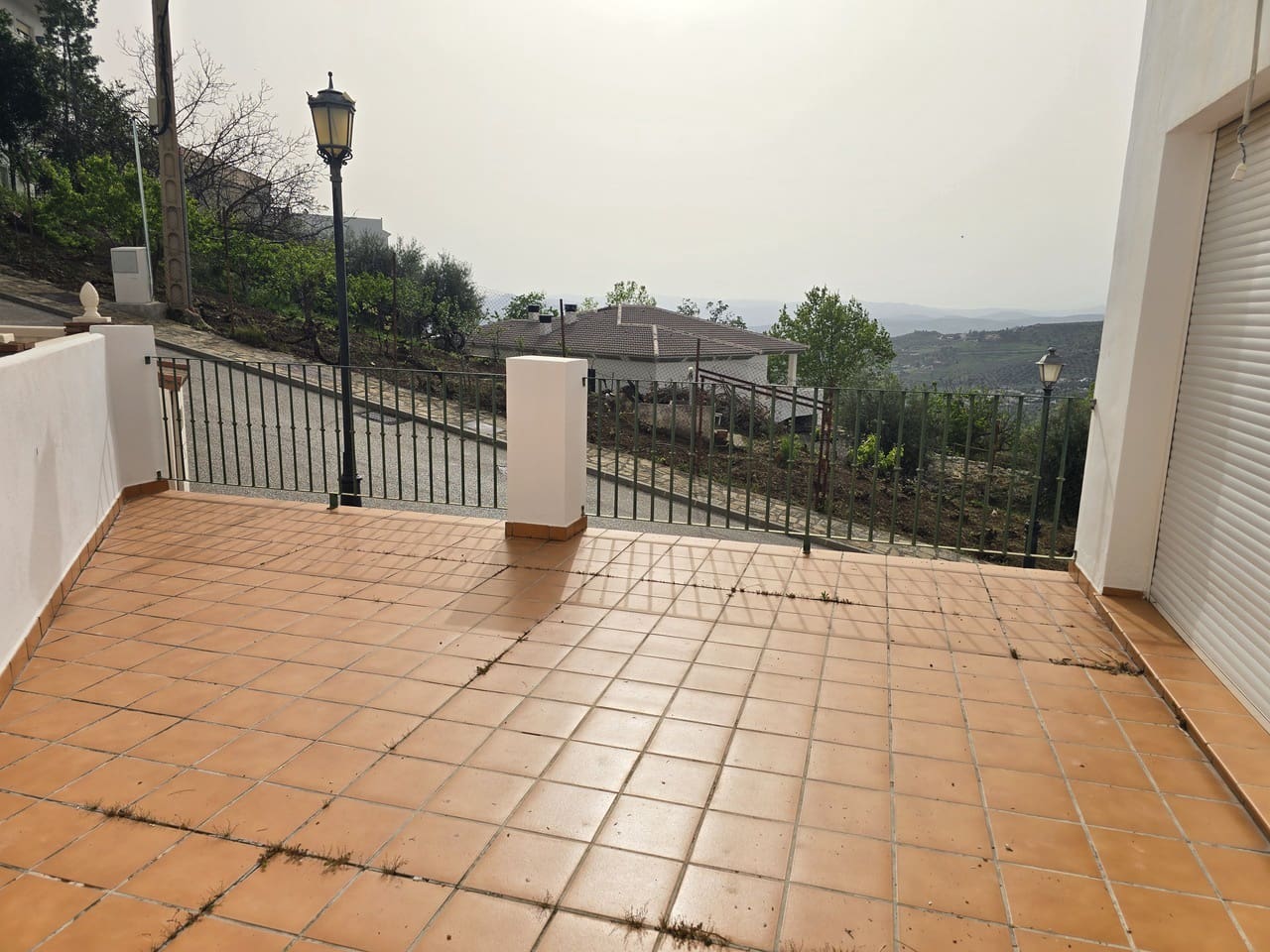 3 bedroom Townhouse for sale in Alcaucin with pool garage - € 195,000 (Ref: 9569478)