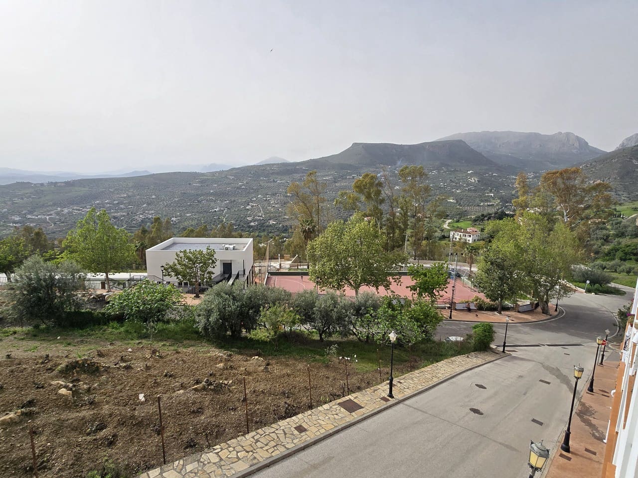 3 bedroom Townhouse for sale in Alcaucin with pool garage - € 195,000 (Ref: 9569478)