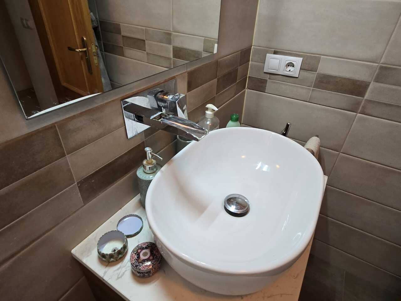 2 bedroom Apartment for sale in Alcaucin with pool garage - € 175,000 (Ref: 9592216)