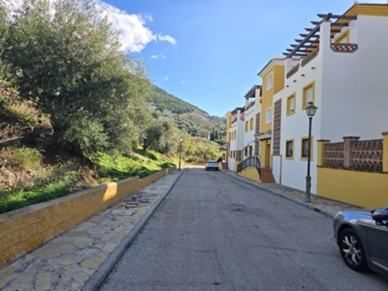 2 bedroom Apartment for sale in Alcaucin with pool garage - € 175,000 (Ref: 9592216)