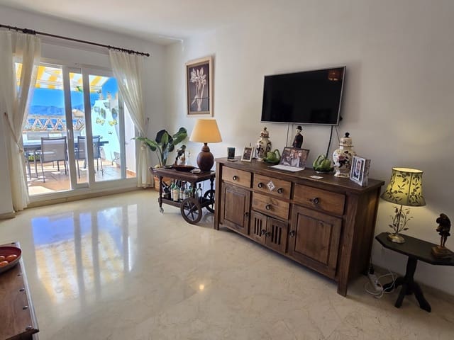 2 bedroom Apartment for sale in Alcaucín with pool garage - € 175,000 (Ref: 9592216)